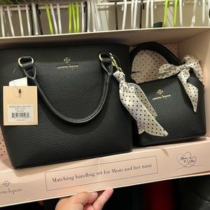 Mommie and mini me matching purses!